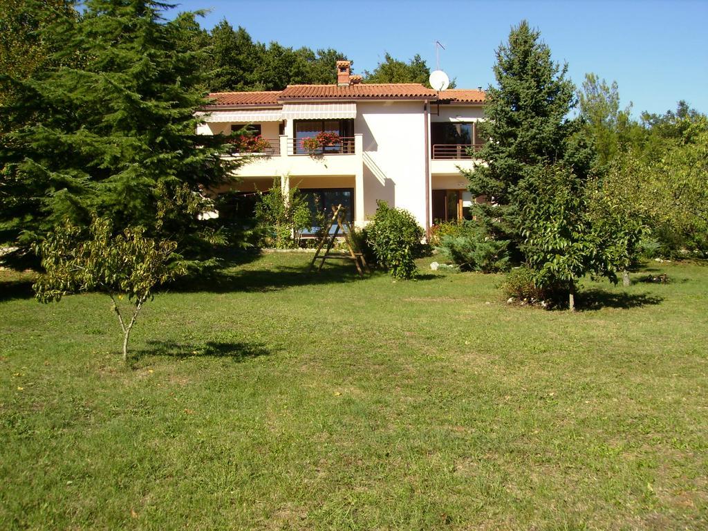לאבין Apartment Neda Z-Velika Okucnica, Besplatni Parking I Opticki Wi-Fi חדר תמונה